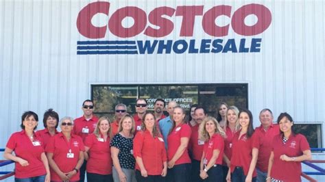 com some employees get an annual bonus up to 5,500. . Costco employee ess